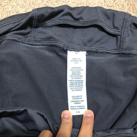 New Champion skirt with shorts (large). Drifit. - Picture 3 of 4